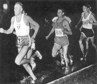 Tomás Barris (65) in the 1500 metres of the Karlstad (Sweden) International meeting, over a dirt track flooded by the the 1957 rains